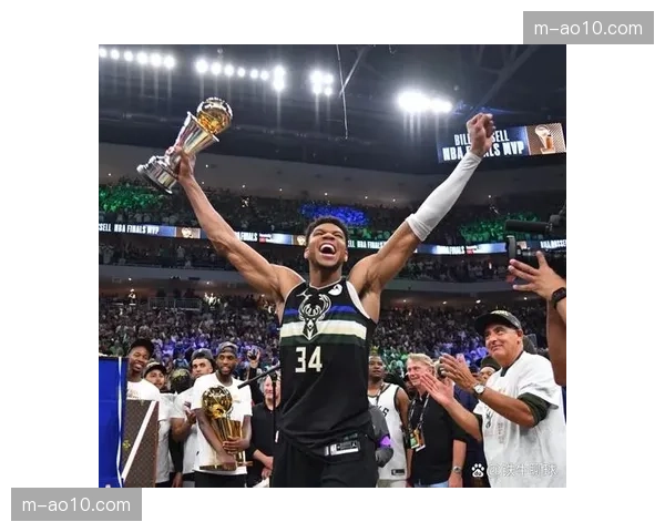 雄鹿字母哥留队但阵容老化 冲击附加赛成赛季现实目标 雄鹿字母哥留队但阵容老化 冲击附加赛成赛季现实目标